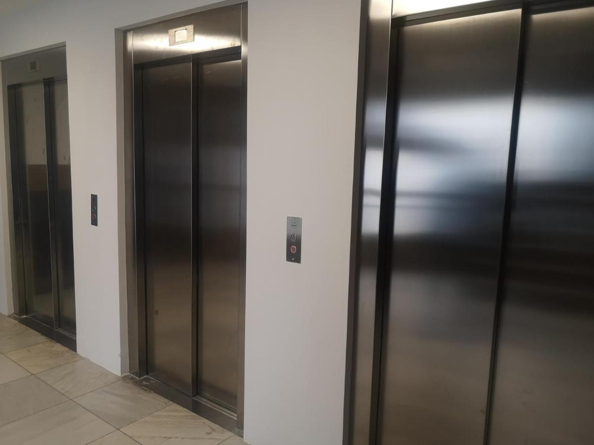 Apartamento Rosa Puerta Del Sol Madri Exterior foto